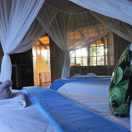Kum Kula Lodge Amanda Pokoj fotografie